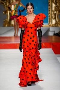 mfw-moschino-spring-2020_10417873ch.jpg